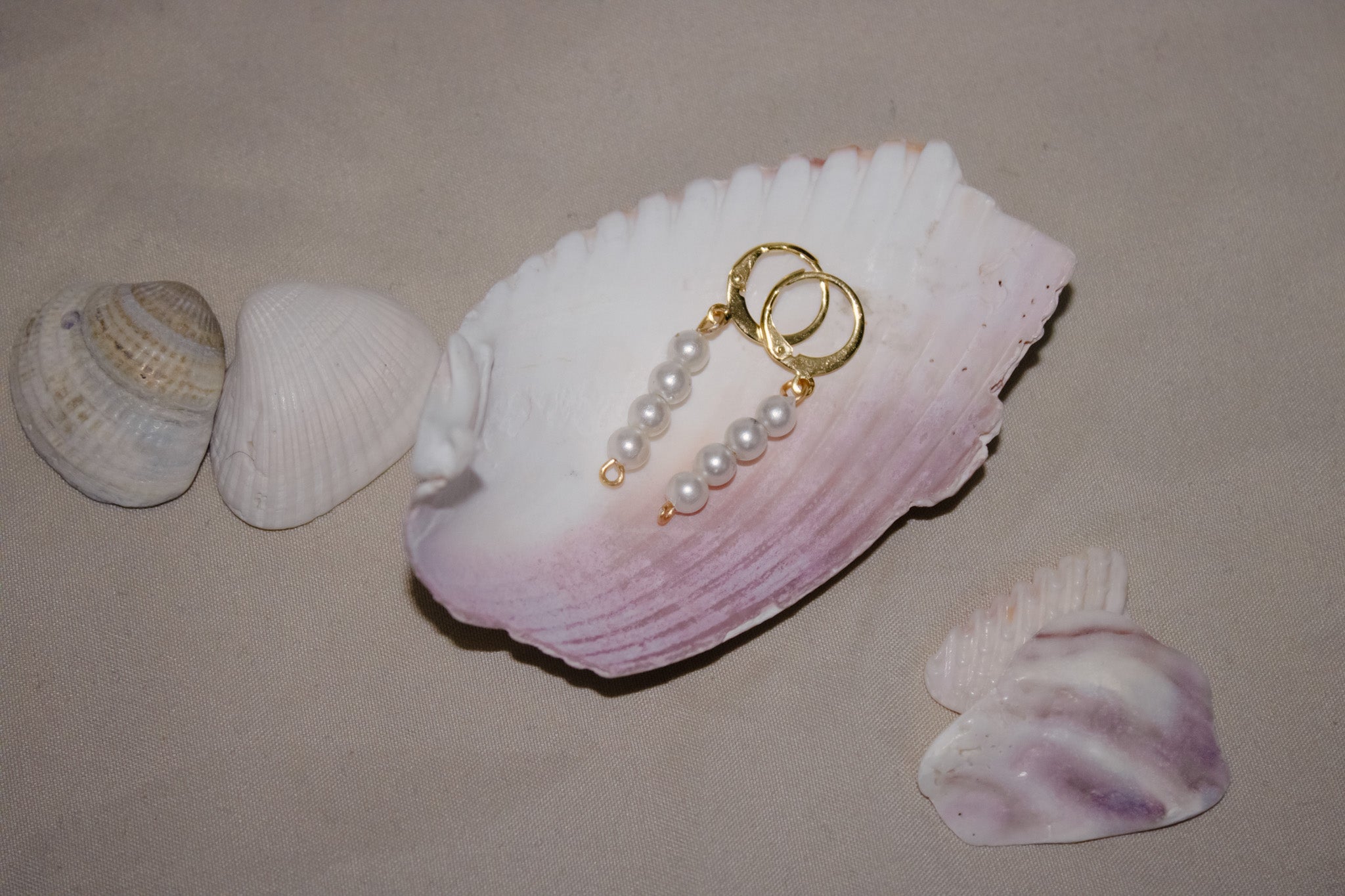 Moonfall Pearl Huggies